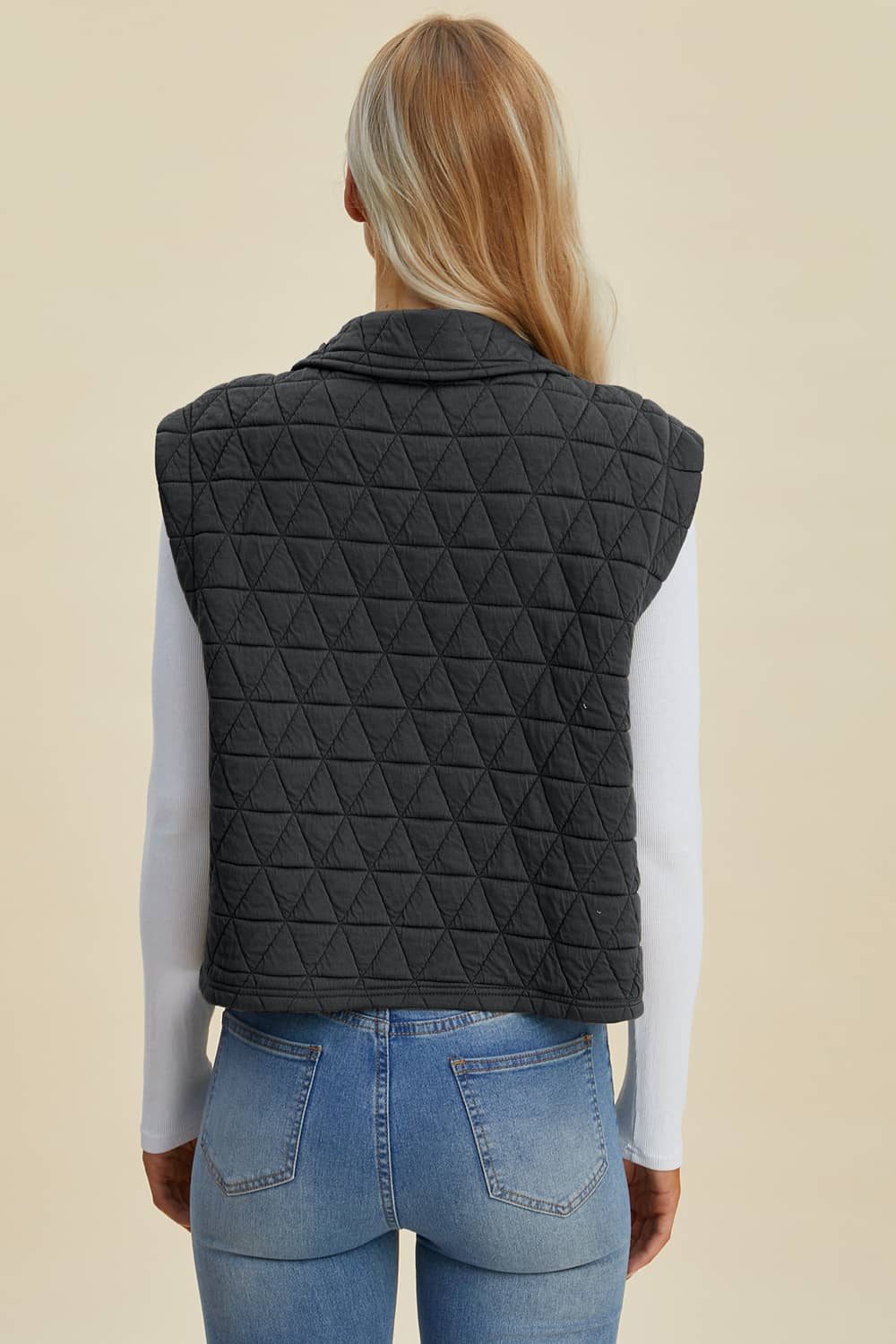 Pocketed Texture Vest Women
